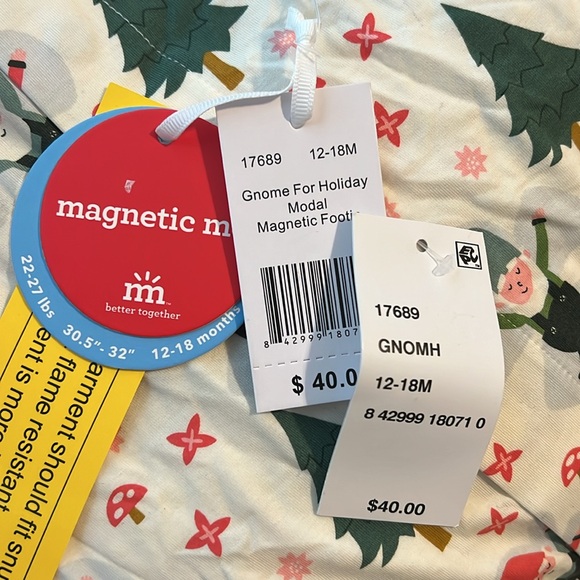 Magnetic Me Gnome For The Holiday Modal Magnetic Footie New w/Tag - Picture 5 of 6